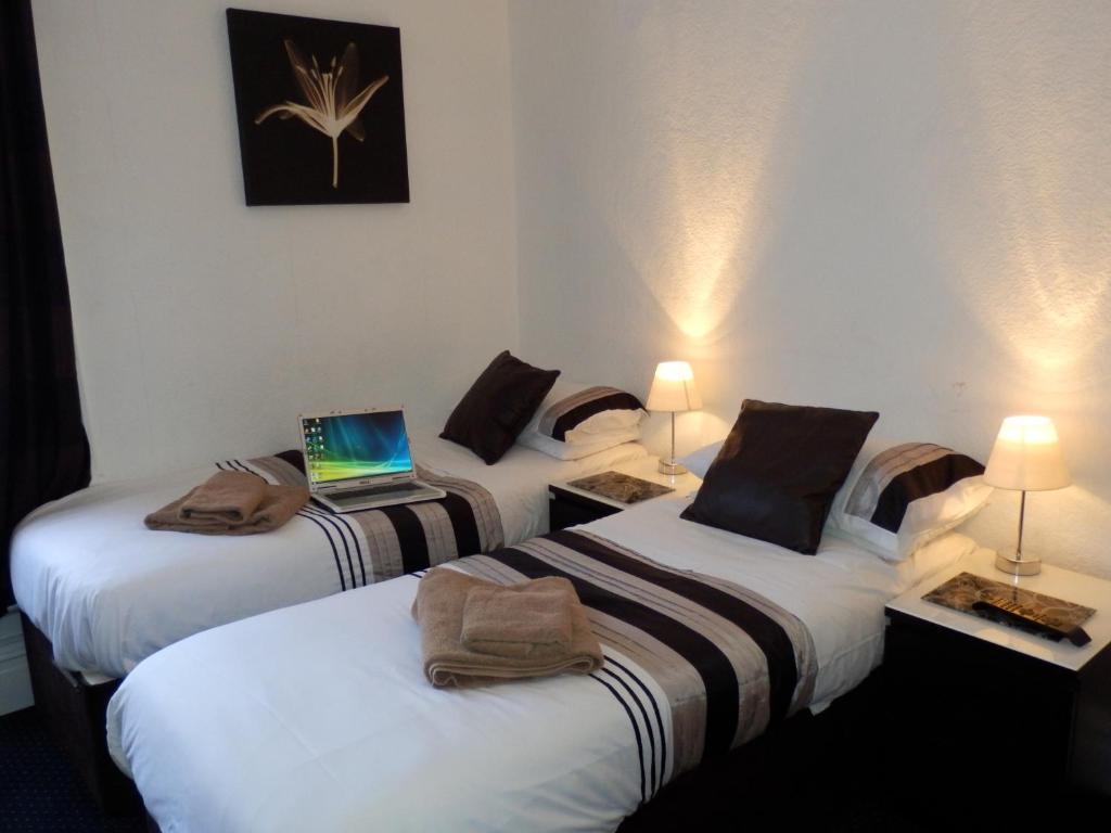 The Monarch Bed & Breakfast Lytham St Annes Ruang foto